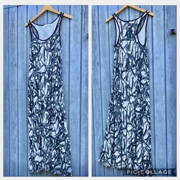 Mink Pink feather print maxi dress - Picture 1 of 4